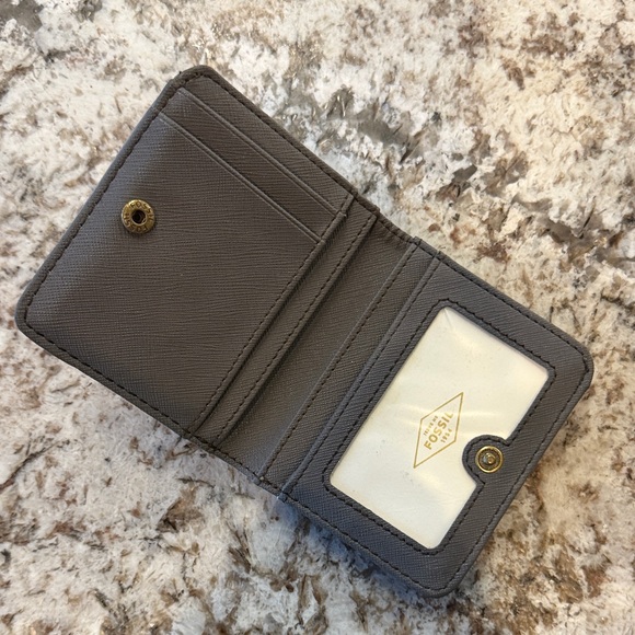 Fossil Pebbled Leather Wallet in Gray - Picture 2 of 4